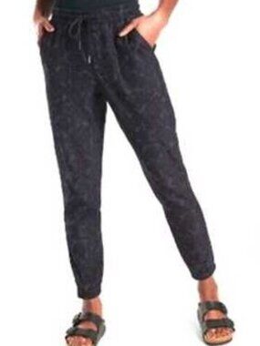 Athleta Farallon Blue Brooklyn Camo jogger sz 10